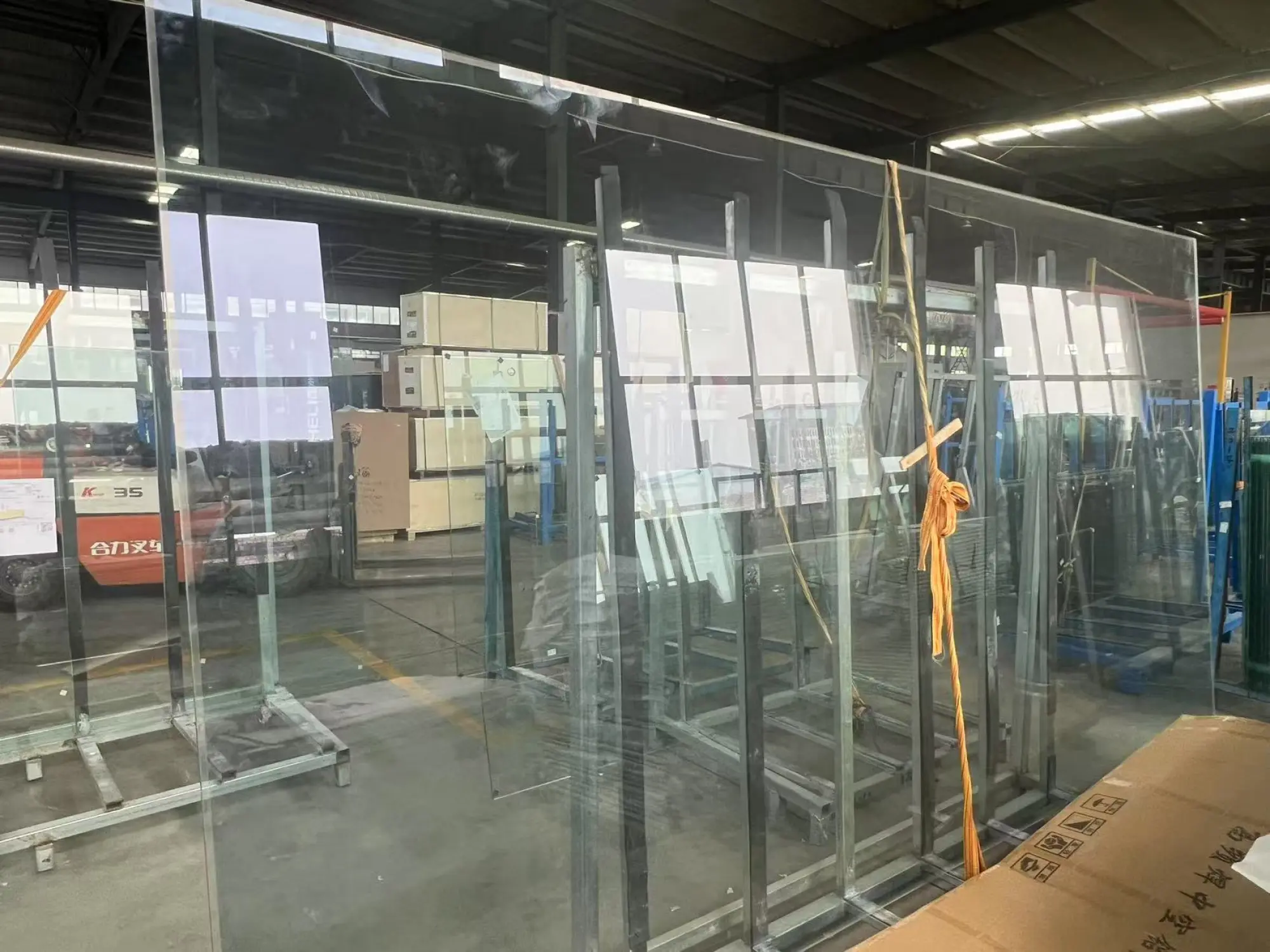 安义超大白玻璃